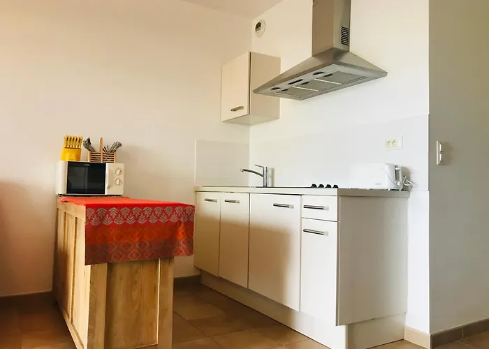 La Ii - 21 アパート